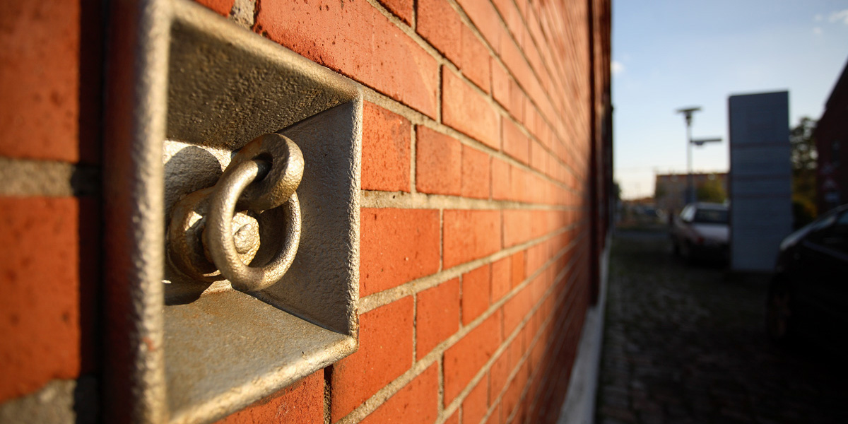 Zur Seite: Contact and how to get here