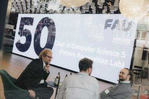 Symbolic picture for the article. The link opens the image in a large view.